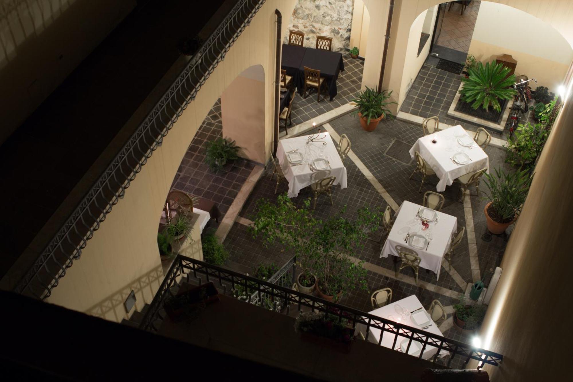 Hotel Il Duomo Oristano Esterno foto
