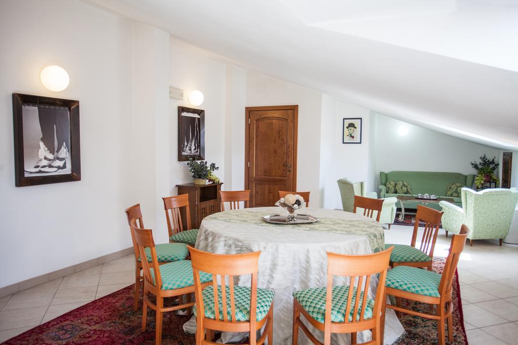 Hotel Il Duomo Oristano Esterno foto
