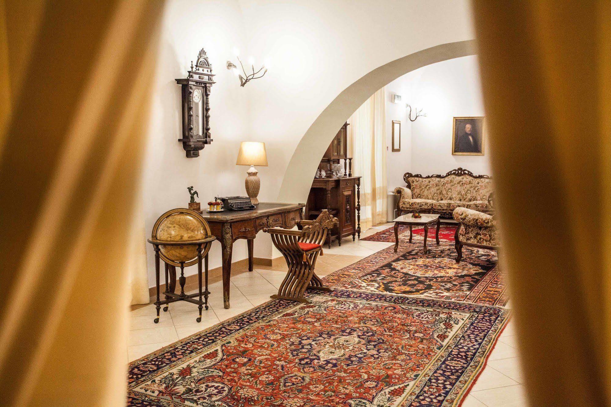Hotel Il Duomo Oristano Esterno foto